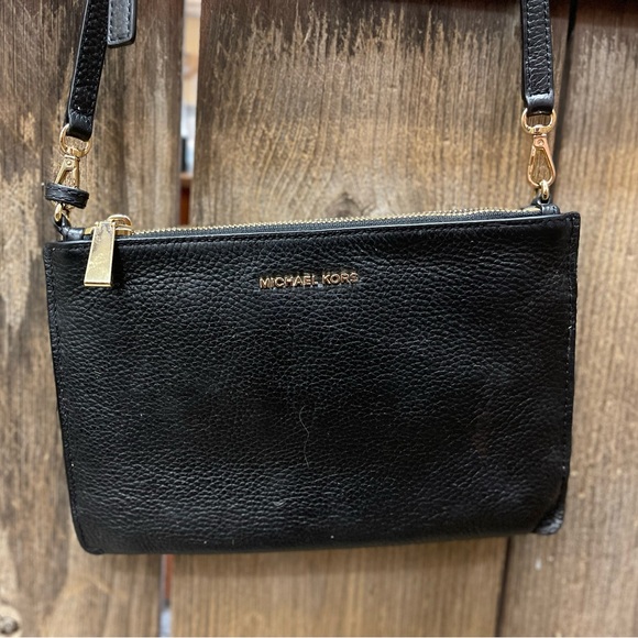 Michael Kors cross body - Picture 11 of 12